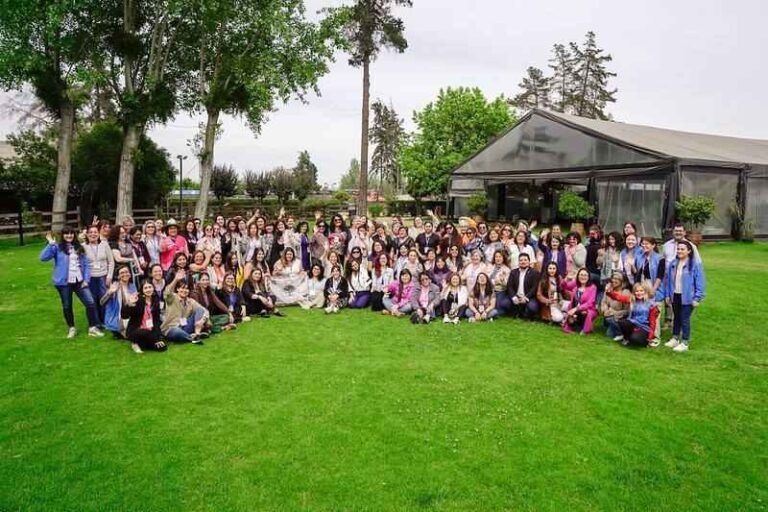 Mujeres rurales fortalecen su participación política y social en la Escuela de Lideresas 2025 de INDAP