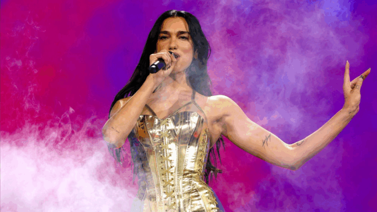 Dua Lipa brilla en Chile con tributo a Mon Laferte y un español perfecto