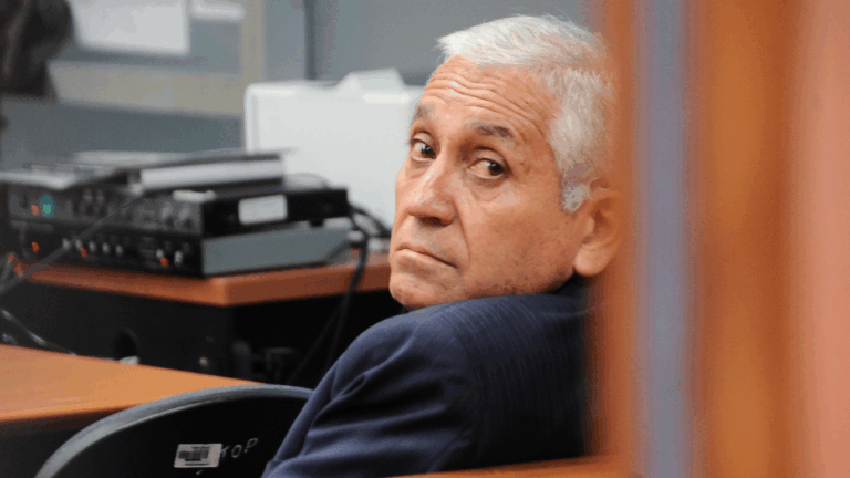 Justicia condena a exdirector de la PDI, Héctor Espinosa, por malversación y lavado de activos