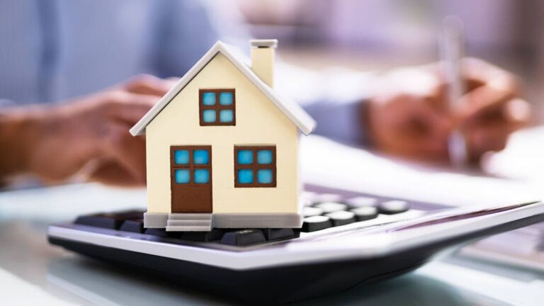 Familias de Rauco acceden a renovaciones y equipamiento mediante programa de FOSIS