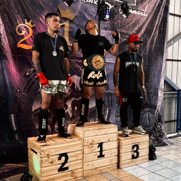 Equipo talquino de kickboxing destaca con títulos y podios en final WKC 2025