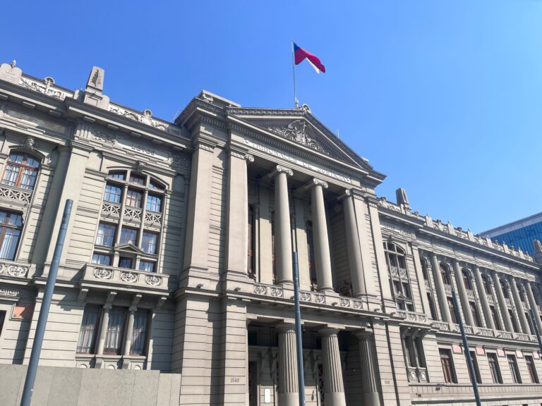 Corte Suprema denuncia a altos funcionarios del Poder Judicial por negocios externos