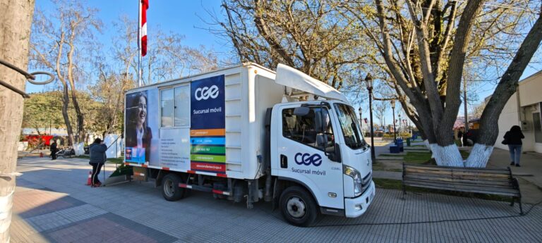 Oficina Móvil de CGE llega a Talca con atención directa al público