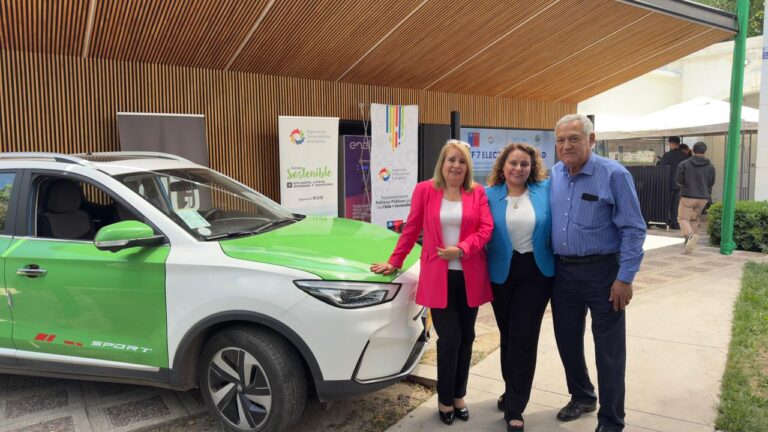 Electromovilidad avanza en el Maule con 14 nuevos colectivos eléctricos en Talca, Curicó y Linares