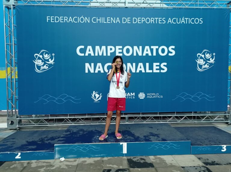 Joven nadadora del Club Montessori Talca se impuso en el Campeonato Nacional de Desarrollo Verano 2026