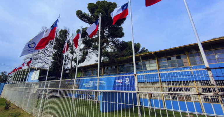 Falla administrativa en liceo del Maule dejó a más de 100 estudiantes sin postular a la universidad