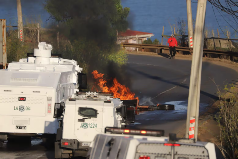 Carabinero es baleado en nueva jornada de desalojo en megatoma de San Antonio