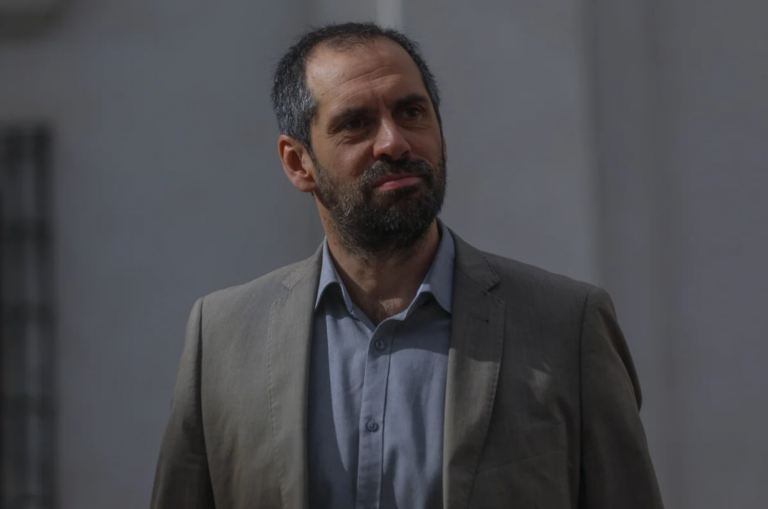 Reajuste del sector público avanza al Senado y se rechaza polémica norma de “amarre”