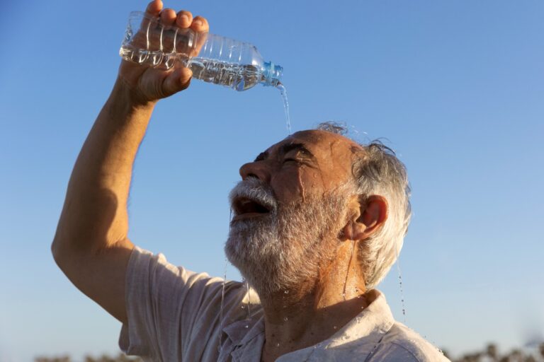Alertan golpes de calor en grupos vulnerables ante altas temperaturas en el Maule