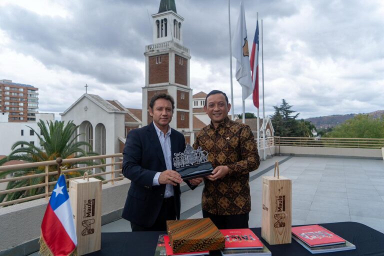 Del Maule al Sudeste Asiático: Gobierno Regional invita a postular a becas académicas en Indonesia