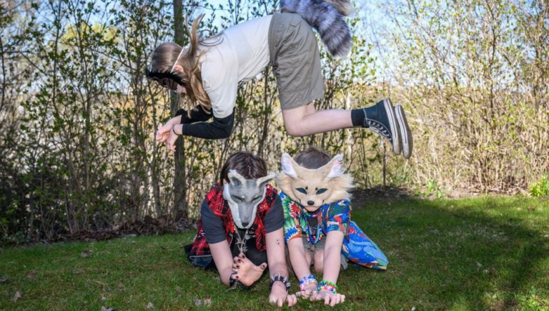 Psicólogo maulino desmitifica el fenómeno de los jóvenes “therians”