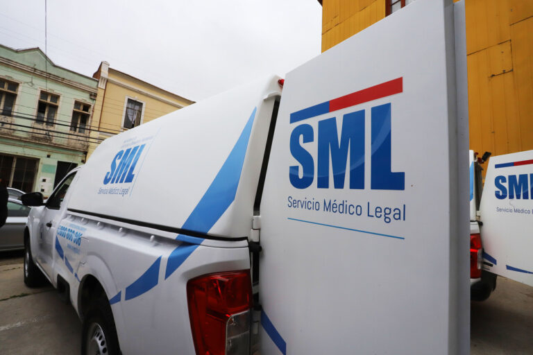 Sin supervisión desde 2023: Contraloría alerta fallas graves en sistema de alcoholemias del Servicio Médico Legal