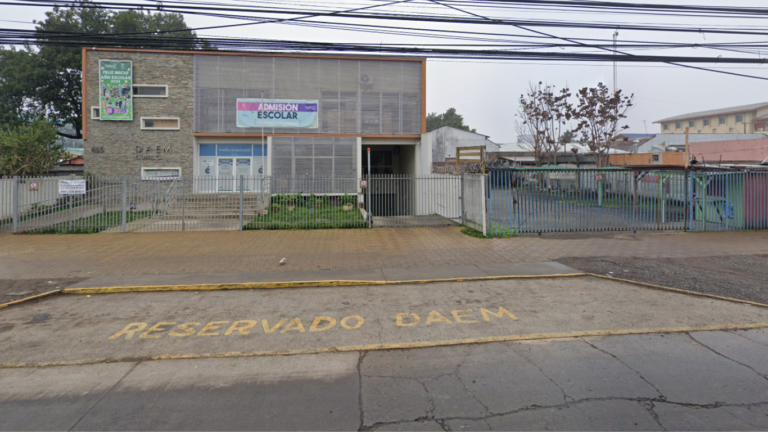 Suspenden a jefa de Finanzas del DAEM Curicó en medio de investigación por irregularidades financieras