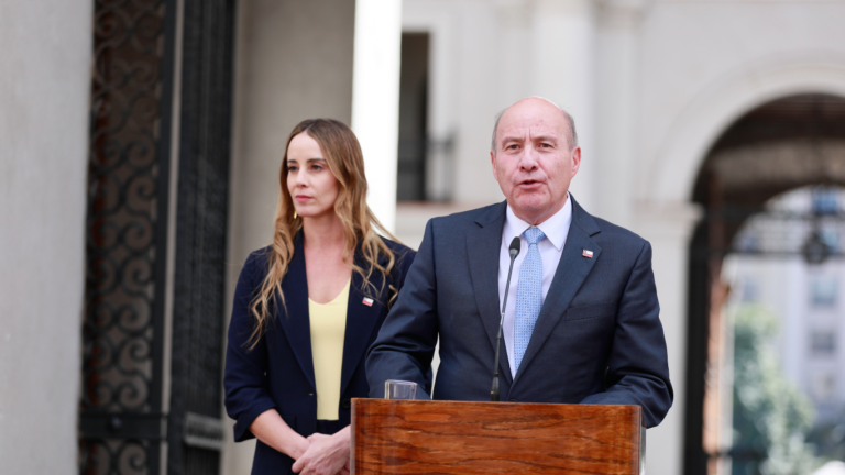 Primer ajuste fiscal de Kast: Hacienda ordena recorte del 3% en todos los ministerios