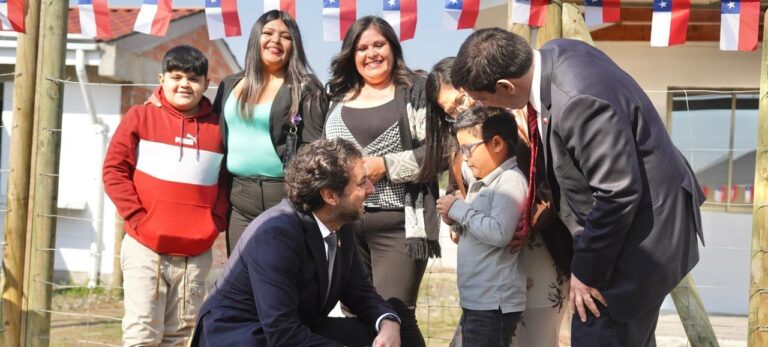 Gobierno entrega 161 nuevas viviendas en las comunas de Maule y Talca