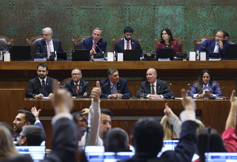 Cámara aprueba medidas para contener precio de la parafina y proyecto pasa al Senado