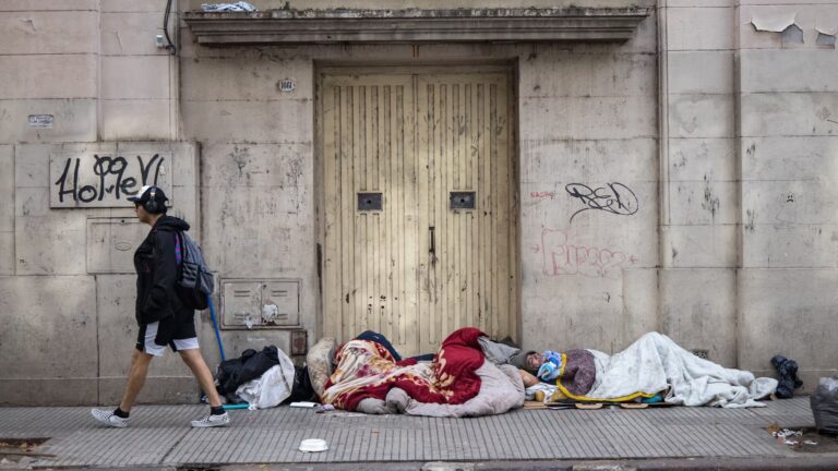 El desempleo en Argentina alcanza su mayor nivel desde 2020