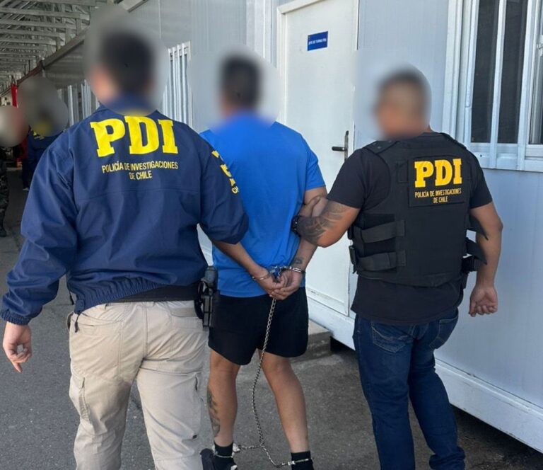 Capturan en Bolivia a líder narcotraficante de Curicó tras años prófugo: quedó en prisión preventiva