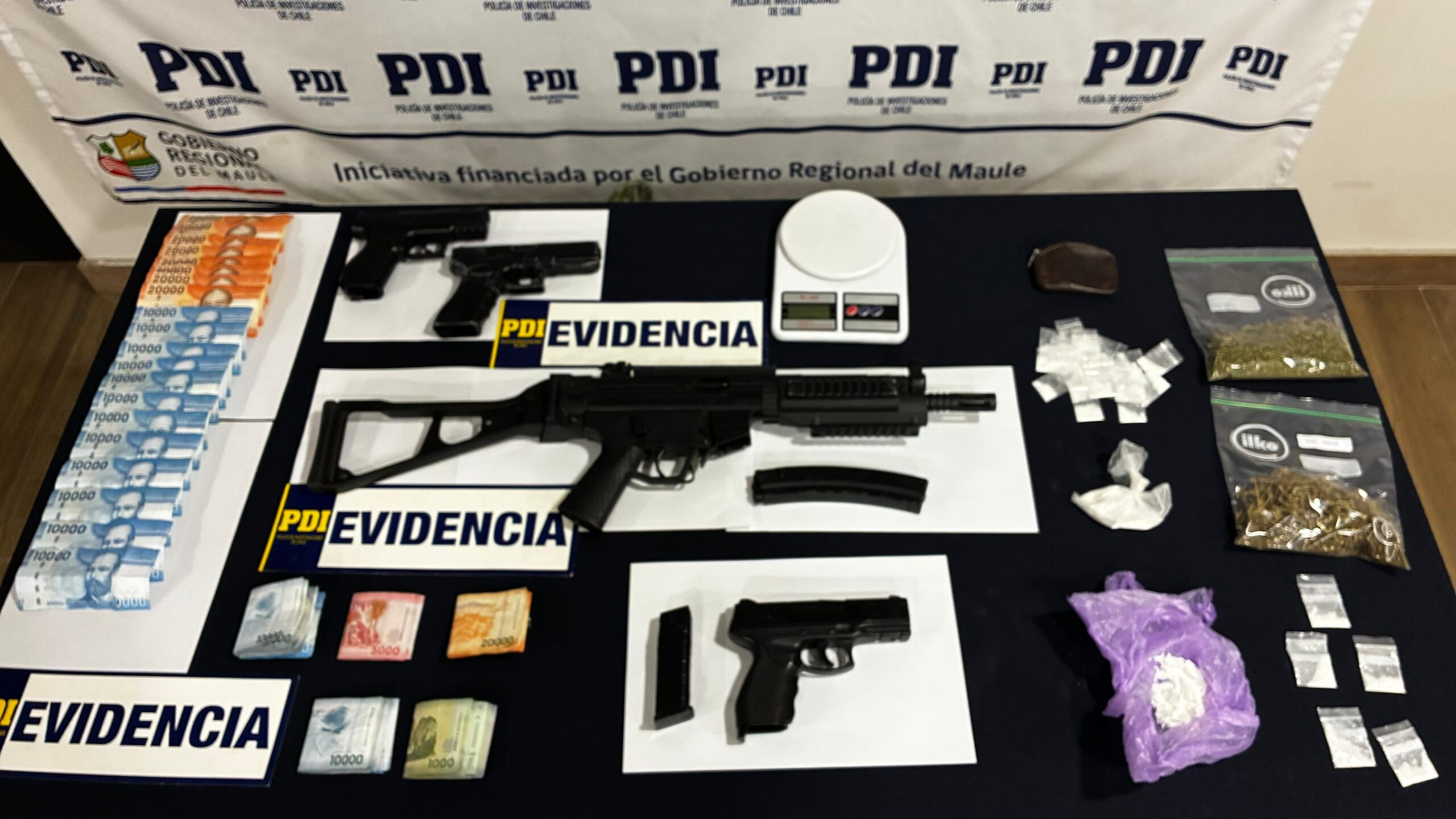 Desarticulan dos bandas de microtráfico en Longaví: incautan droga y armas