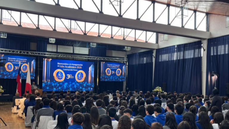 Colegio Concepción de Talca inicia año académico con visita de la agregada cultural de Japón en Chile