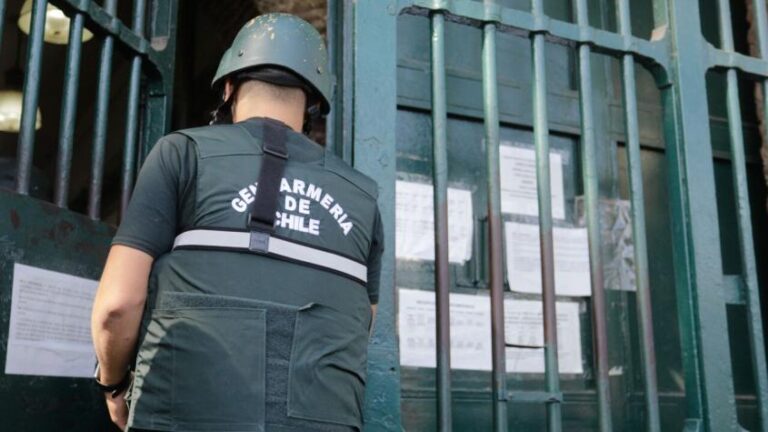 Investigan a gendarmes por ingresar ebrios a la cárcel de Talca
