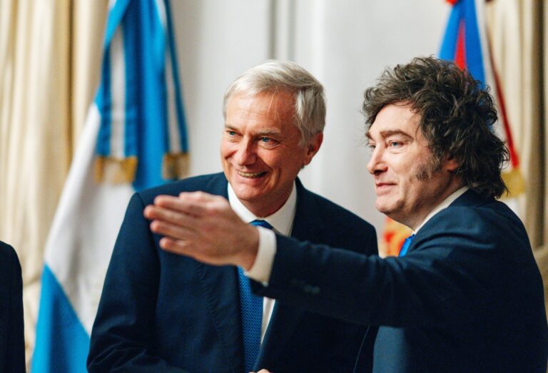 Presidente Kast y Milei acuerdan reforzar inversión y seguridad entre Chile y Argentina