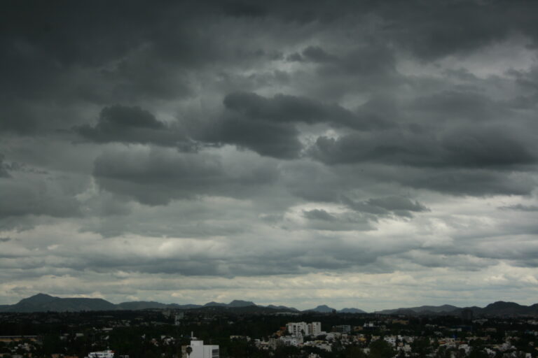 El fenómeno “Niño Godzilla” amenaza con un invierno récord en Chile:60% más de lluvias