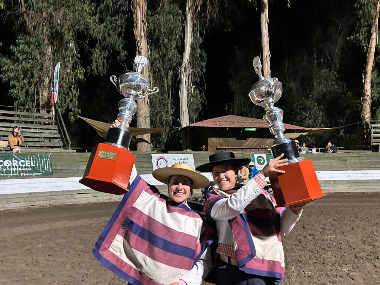 Josefina Easton y Josefina Lepez destacan en la XIV Final Nacional de Rodeo Femenino