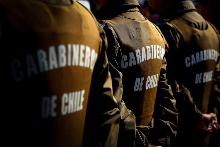 Seis funcionarios de Carabineros son detenidos en Talca en medio de investigación interna