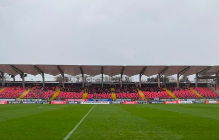 Lluvia obliga a suspender momentáneamente el Rangers-Magallanes